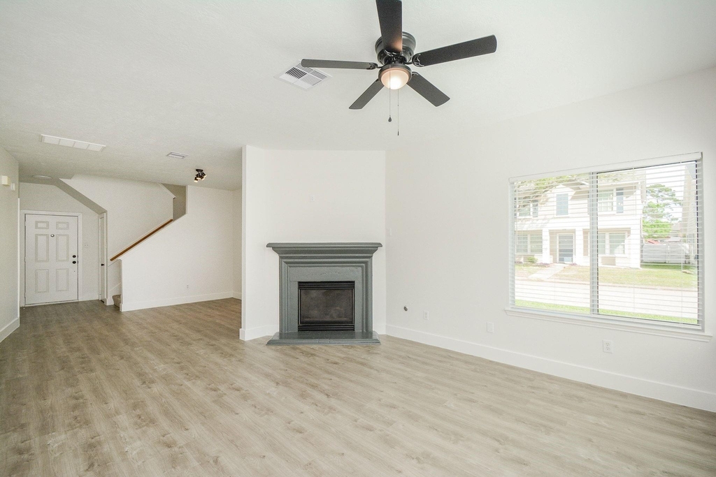 9939 Farrell Drive - Photo 16