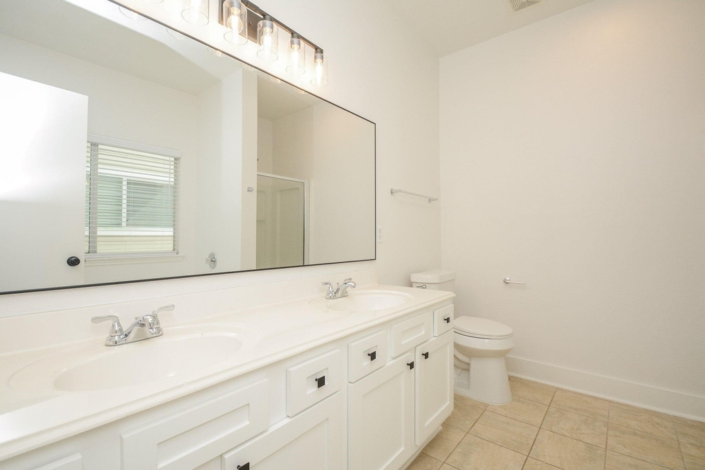 9939 Farrell Drive - Photo 10