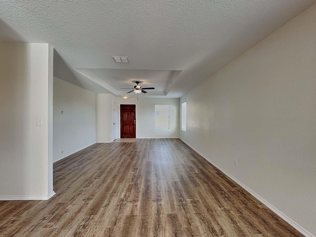 27305 Paraiso Manor - Photo 1