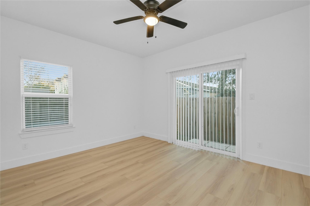 8412 Sunnyhill Street - Photo 18