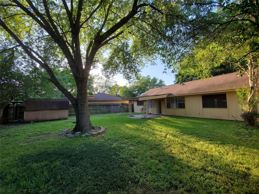 16315 Thistleglen Lane - Photo 21