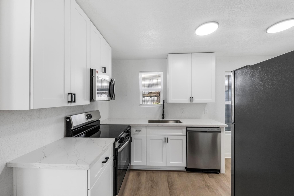 3614 Billingsley Street - Photo 4