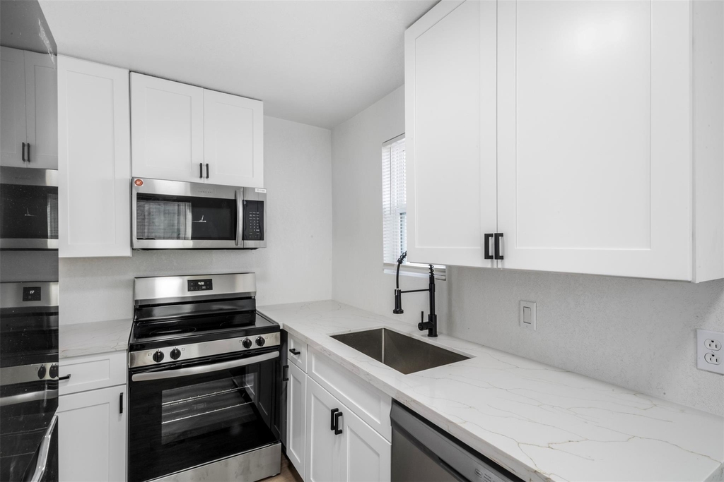 3614 Billingsley Street - Photo 6