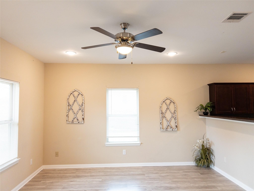 3986 Avenue B - Photo 7