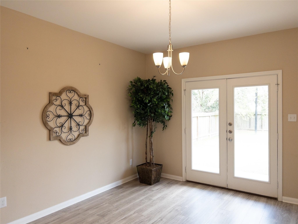 3986 Avenue B - Photo 10