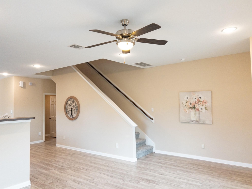 3986 Avenue B - Photo 9