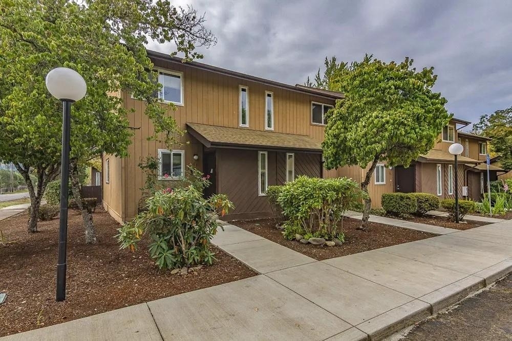 501 N Moss St - Photo 9