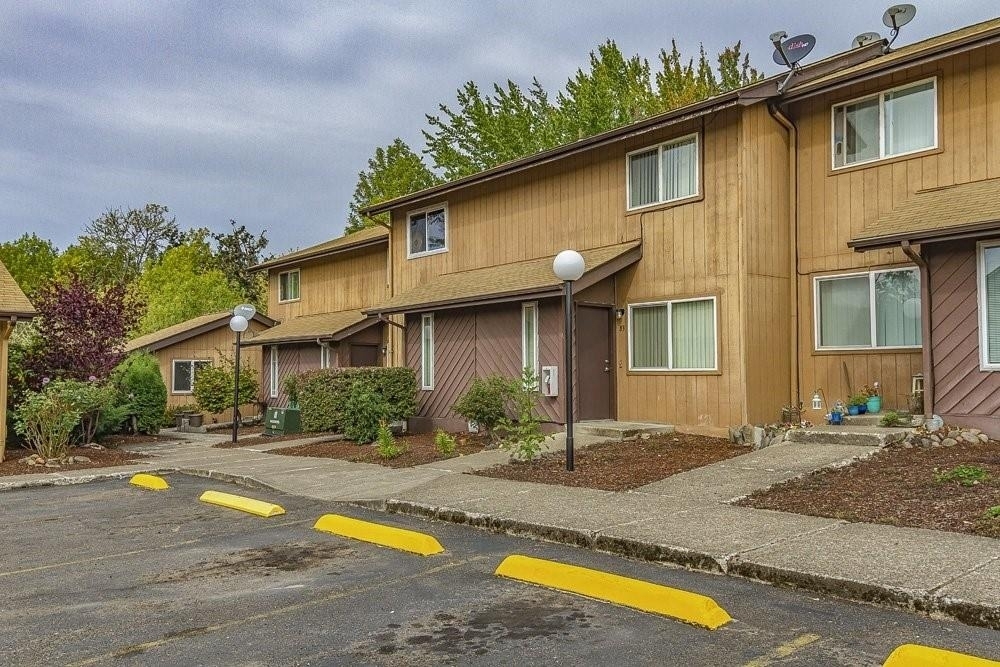 501 N Moss St - Photo 6