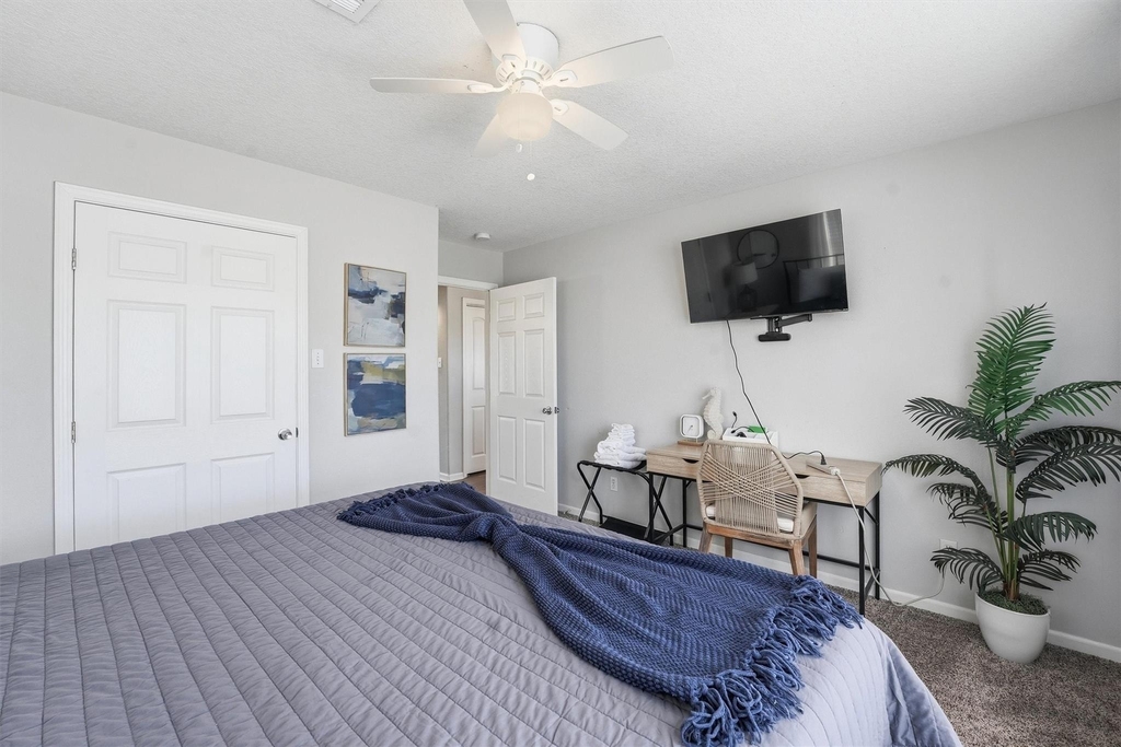 2311 56th Street - Photo 9