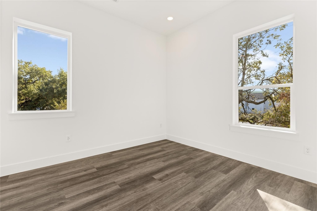 2709 Dennis Street - Photo 10