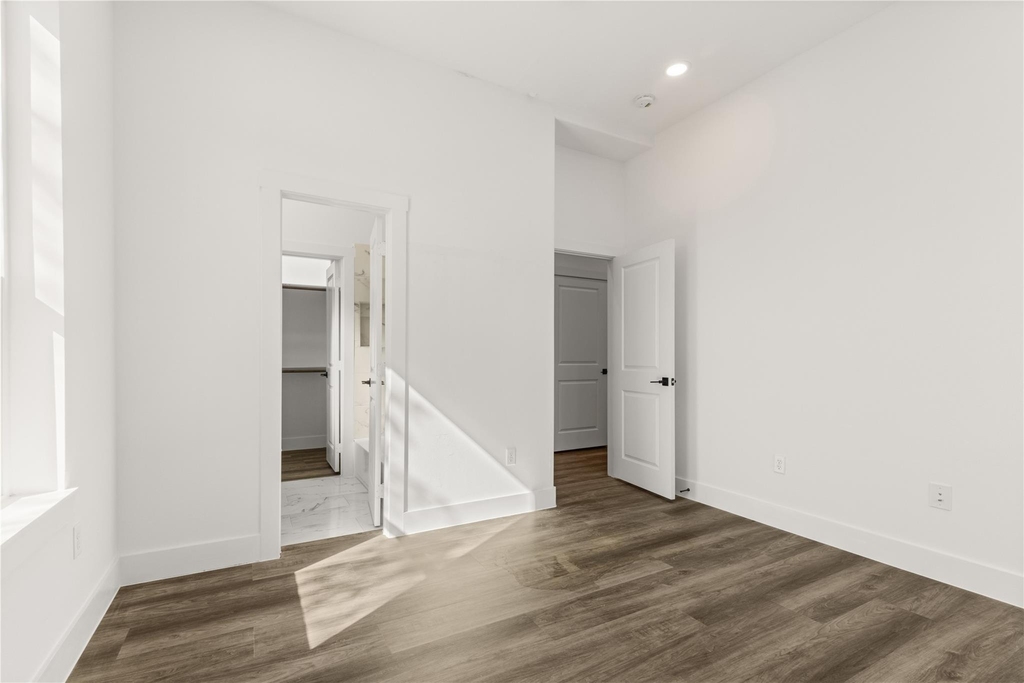 2709 Dennis Street - Photo 11