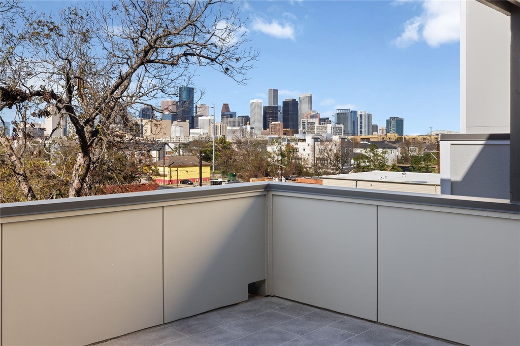 2709 Dennis Street - Photo 13