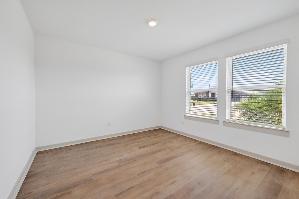 827 Silver Kettle Drive - Photo 13