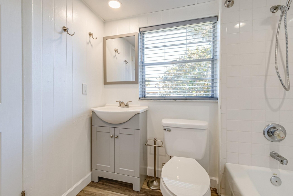 467 Jackson Avenue - Photo 16