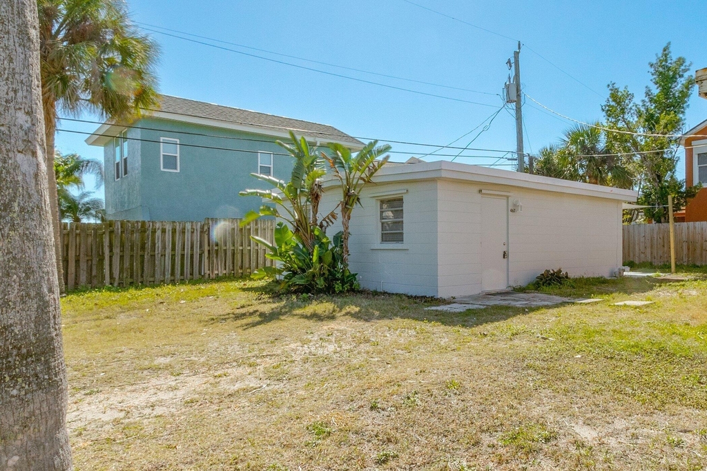 467 Jackson Avenue - Photo 0