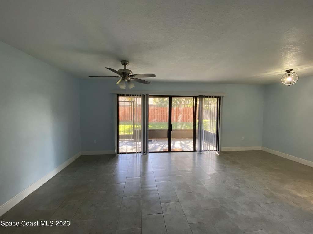 43 Bogart Place - Photo 6