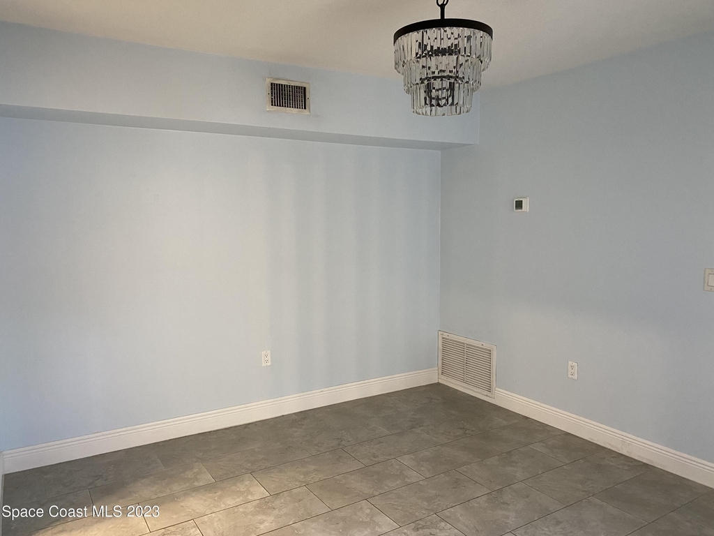 43 Bogart Place - Photo 11