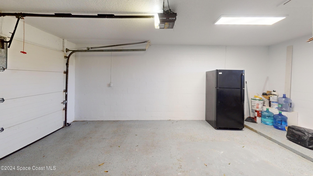 216 Country Club Drive - Photo 41