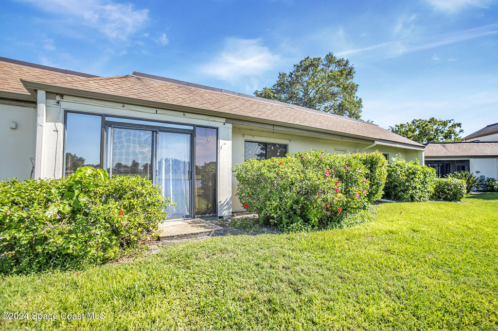 216 Country Club Drive - Photo 52