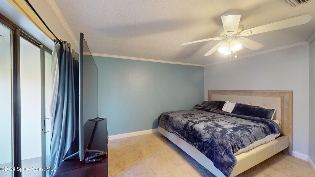 216 Country Club Drive - Photo 22