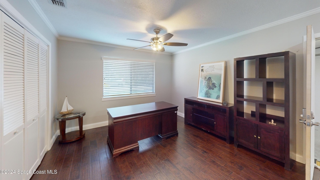 216 Country Club Drive - Photo 40