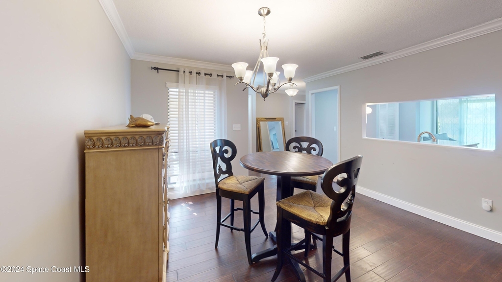 216 Country Club Drive - Photo 8