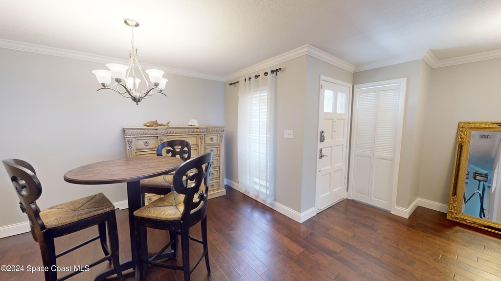 216 Country Club Drive - Photo 15
