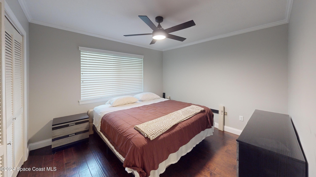 216 Country Club Drive - Photo 33