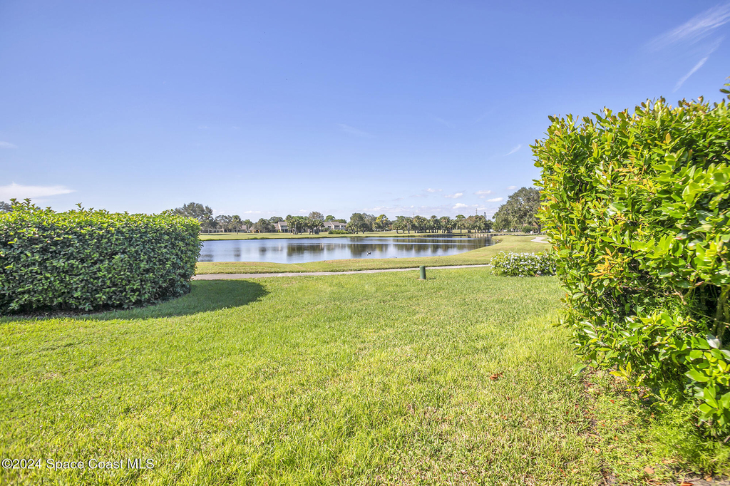 216 Country Club Drive - Photo 51
