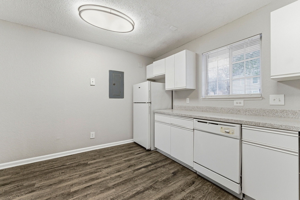 3529 Glenwood Road - Photo 7