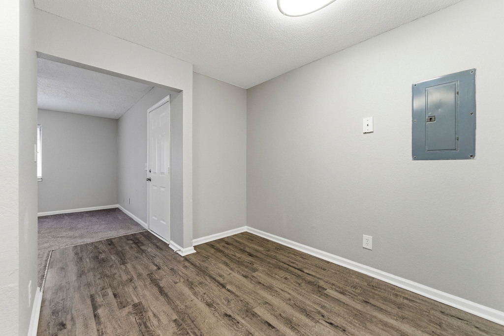 3529 Glenwood Road - Photo 8