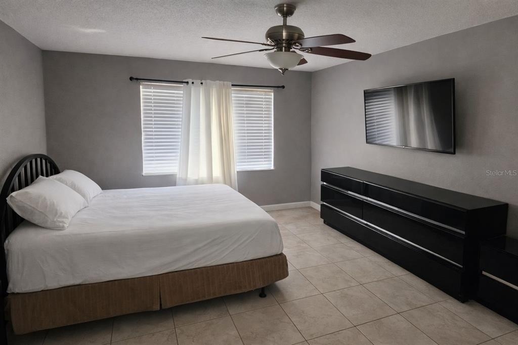 6115 N Albany Avenue - Photo 11
