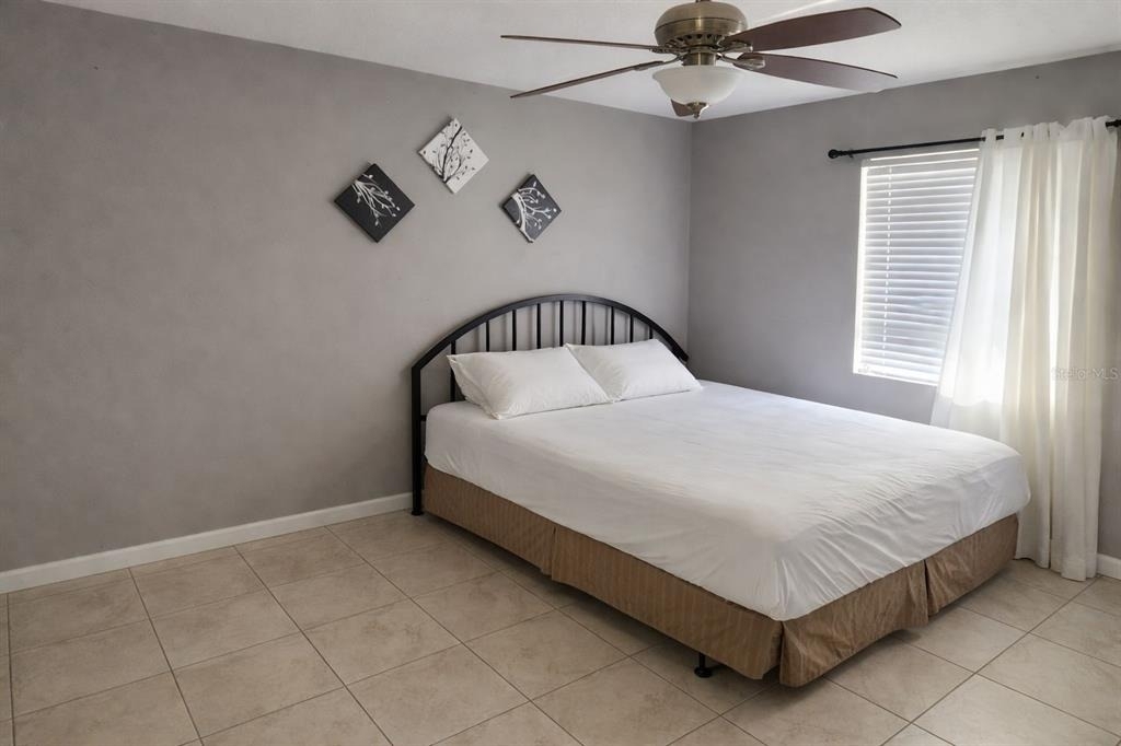 6115 N Albany Avenue - Photo 13