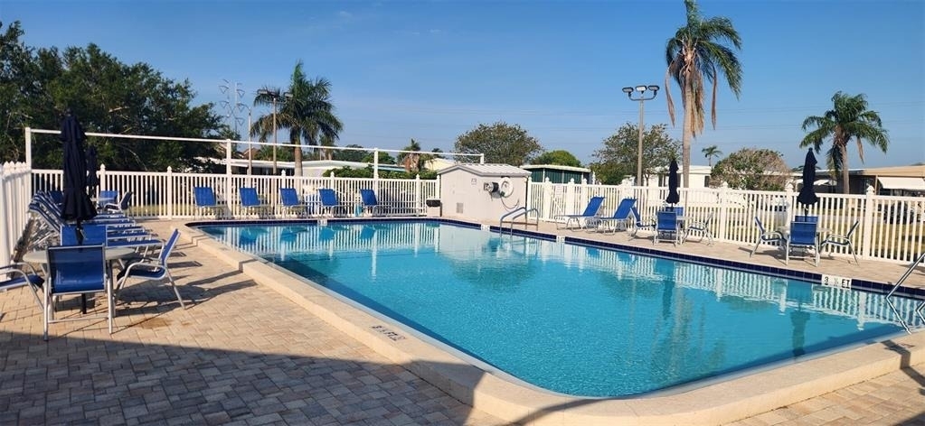 373 Majesty Drive - Photo 3