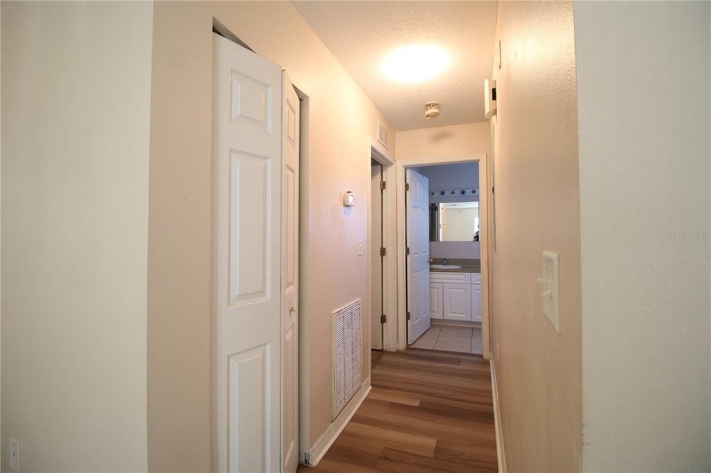 720 Newton Avenue S - Photo 6