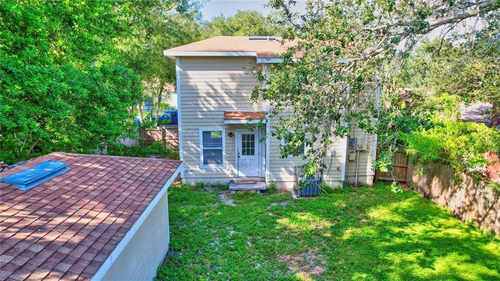 720 Newton Avenue S - Photo 20