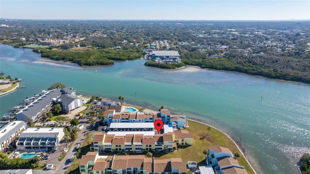 1 Windrush Boulevard - Photo 51