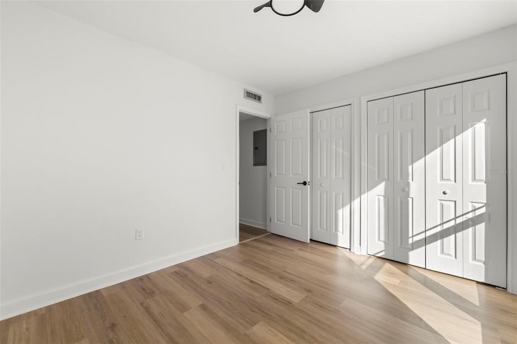 1 Windrush Boulevard - Photo 29