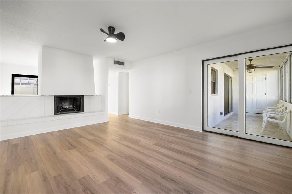1 Windrush Boulevard - Photo 15
