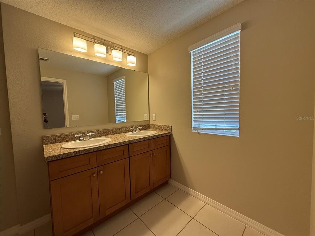 1623 Reflection Cove - Photo 18