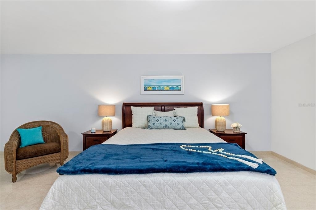860 Ashford Ave - Photo 23