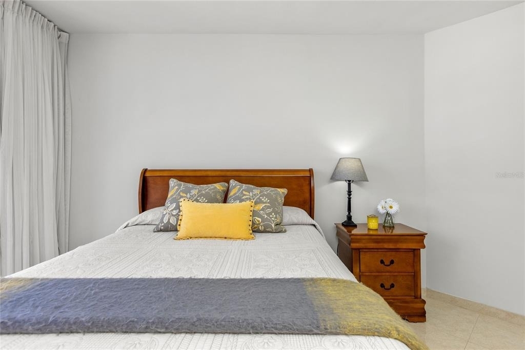 860 Ashford Ave - Photo 21