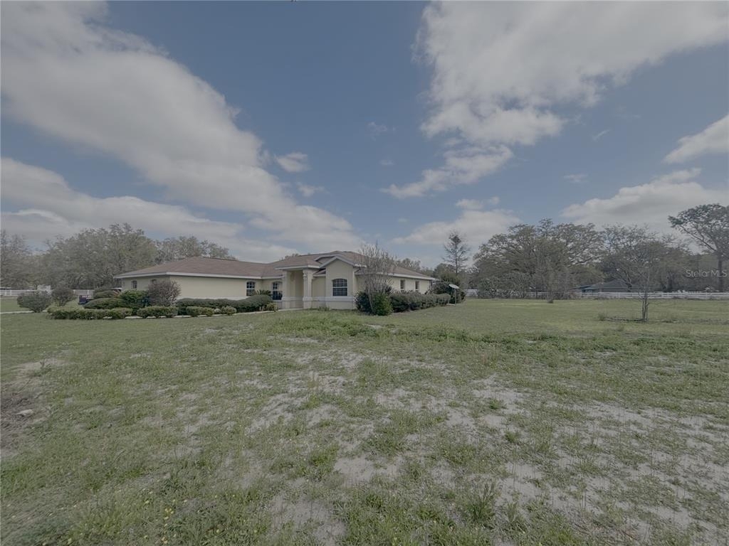 11435 Sw 140th Avenue - Photo 1