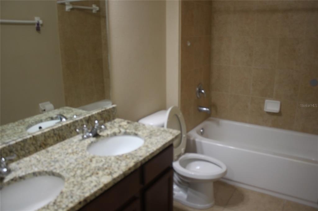 13231 Overstreet Road - Photo 12
