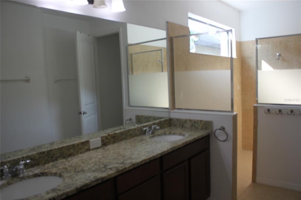 13231 Overstreet Road - Photo 8