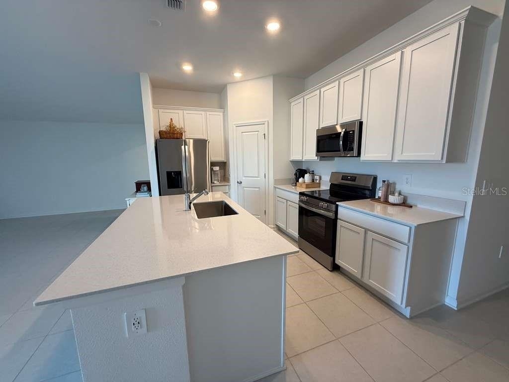 2359 Pocky Way - Photo 3