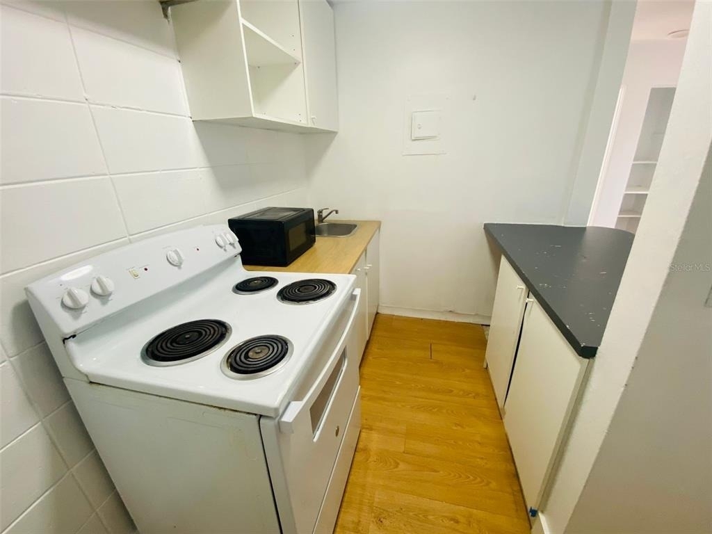 1341 West Point Drive - Photo 4