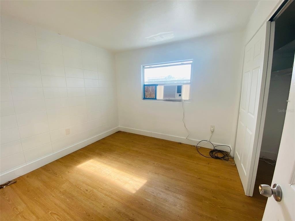 1341 West Point Drive - Photo 11