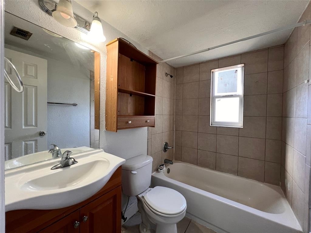 1710 S Washington Avenue - Photo 1