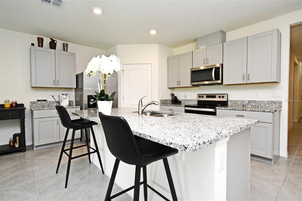 440 Baroness Way - Photo 10